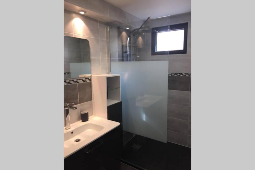 Ideal - Plage, Jardin & Jacuzzi, Proche Plage Et Thalasso - 1 A 6 Personnes سان مالو المظهر الخارجي الصورة